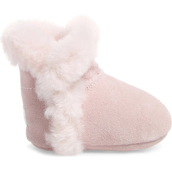 UGG Lassen Genuine Shearling Crib Shoe - Picture 1 of 6